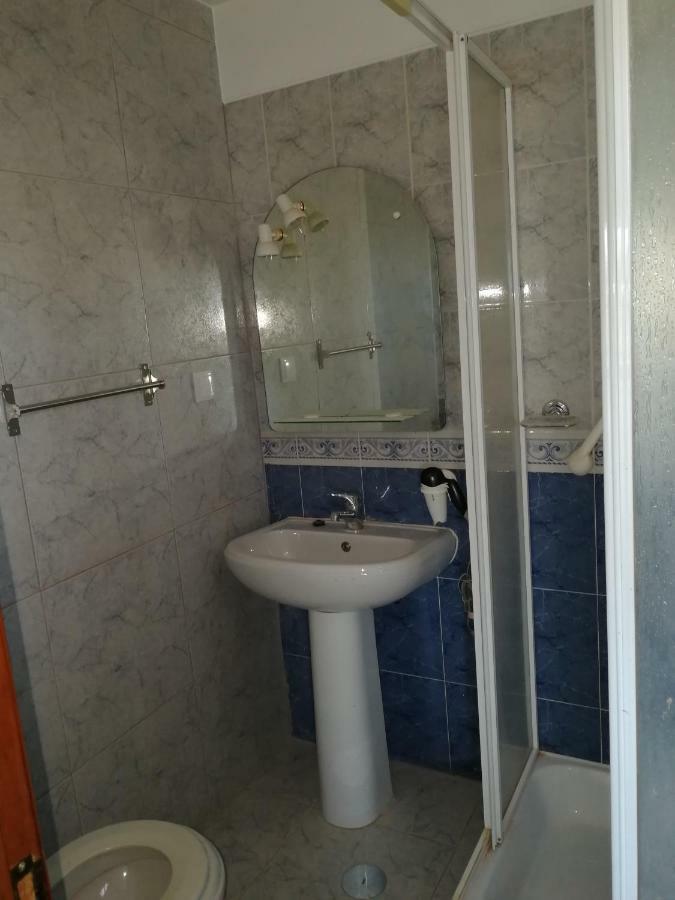 Ocean'S 7 - Lagos Guest House 외부 사진